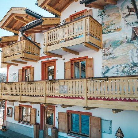 Casa Di Franz Hotel Vigo di Fassa Bagian luar foto