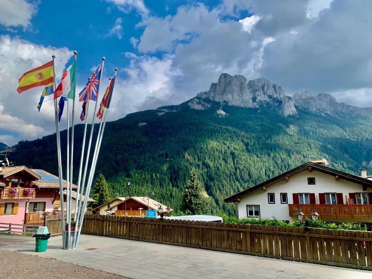 Casa Di Franz Hotel Vigo di Fassa Bagian luar foto