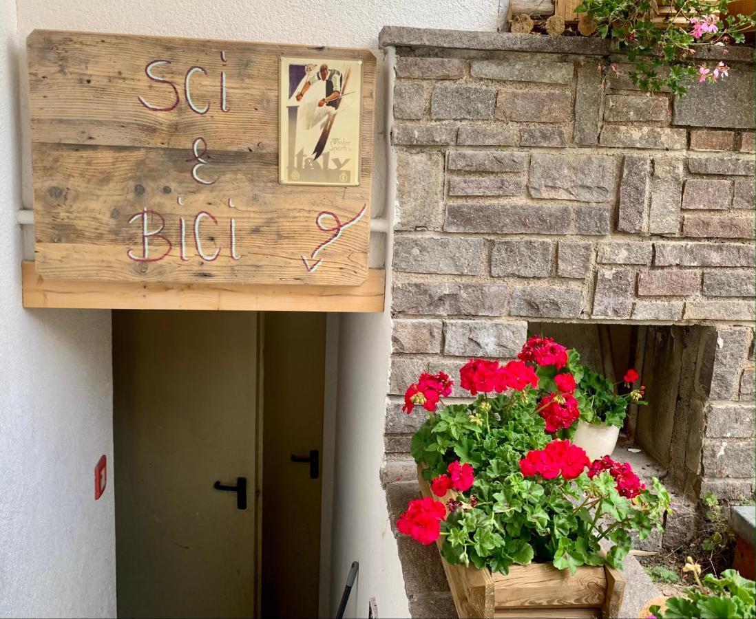 Casa Di Franz Hotel Vigo di Fassa Bagian luar foto