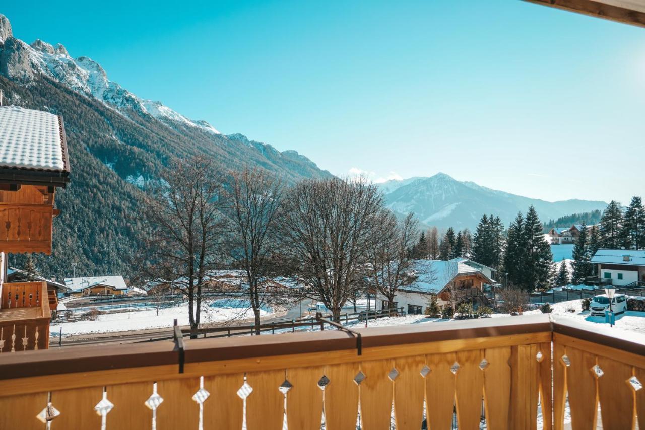 Casa Di Franz Hotel Vigo di Fassa Bagian luar foto